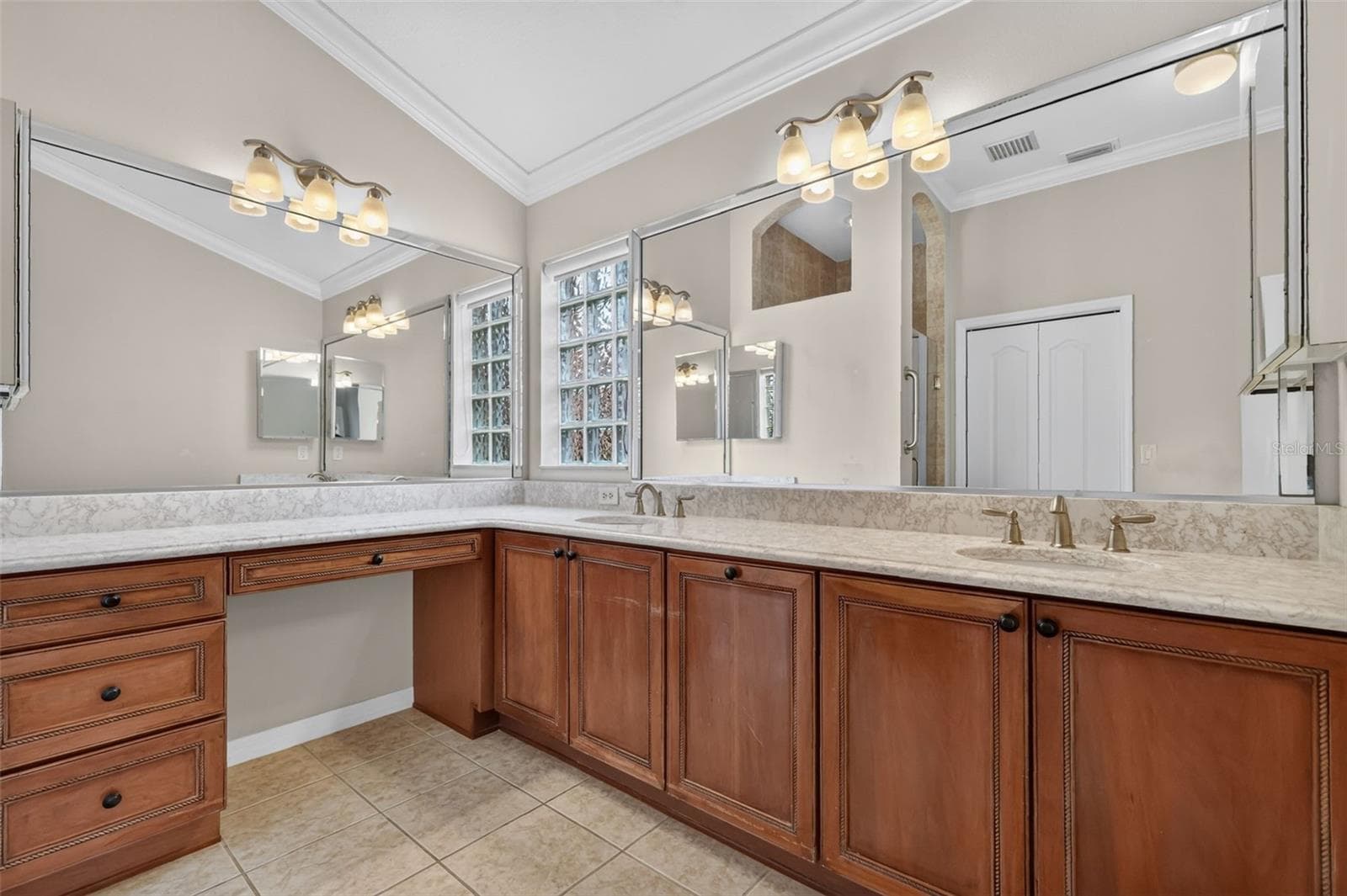 Primary Bathroom - 2334 AMBLER CIR, THE VILLAGES