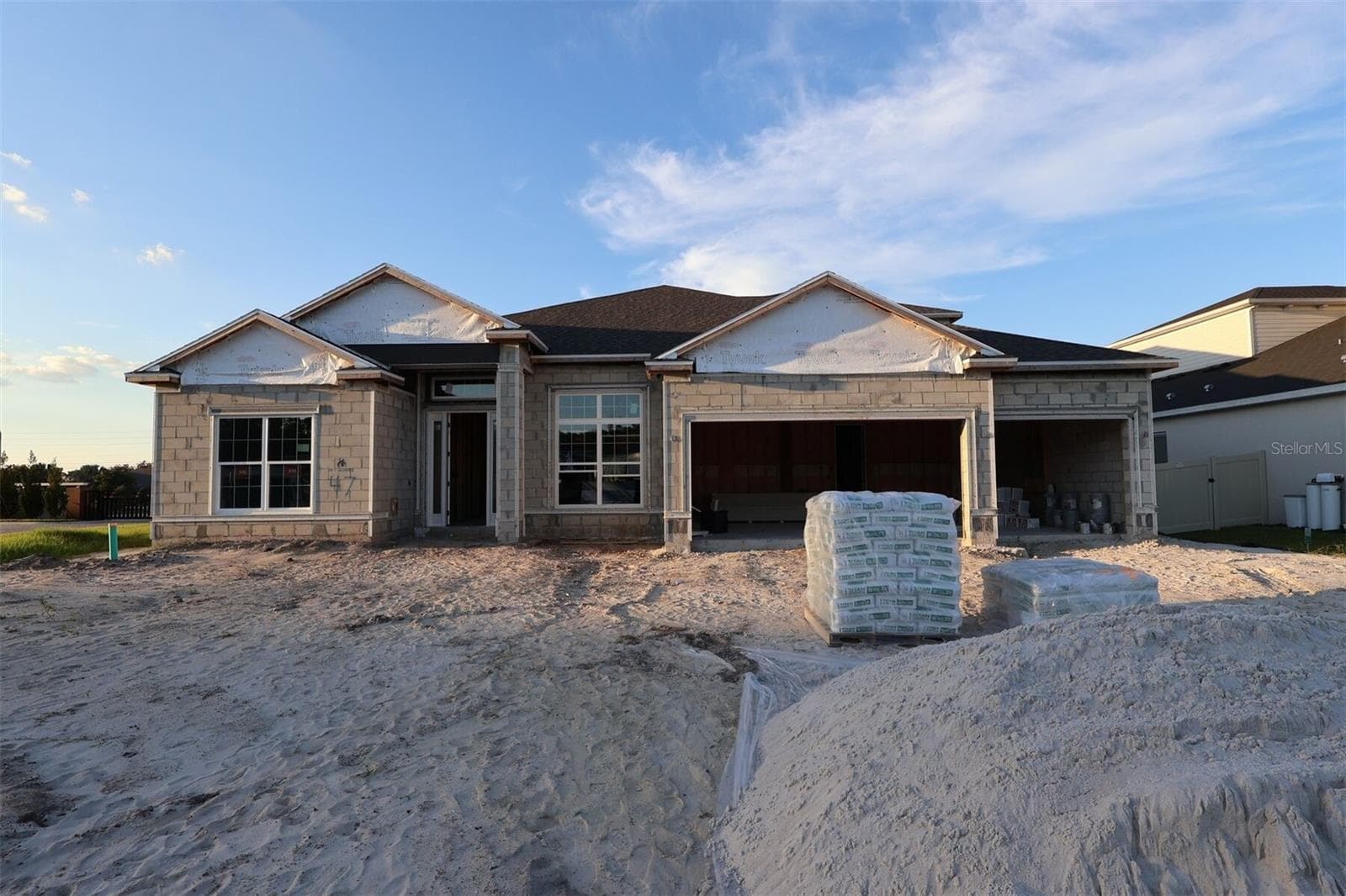 Single Family Residence at 17007 OVERSTORY RD, ORLANDO, photo 2 of 30