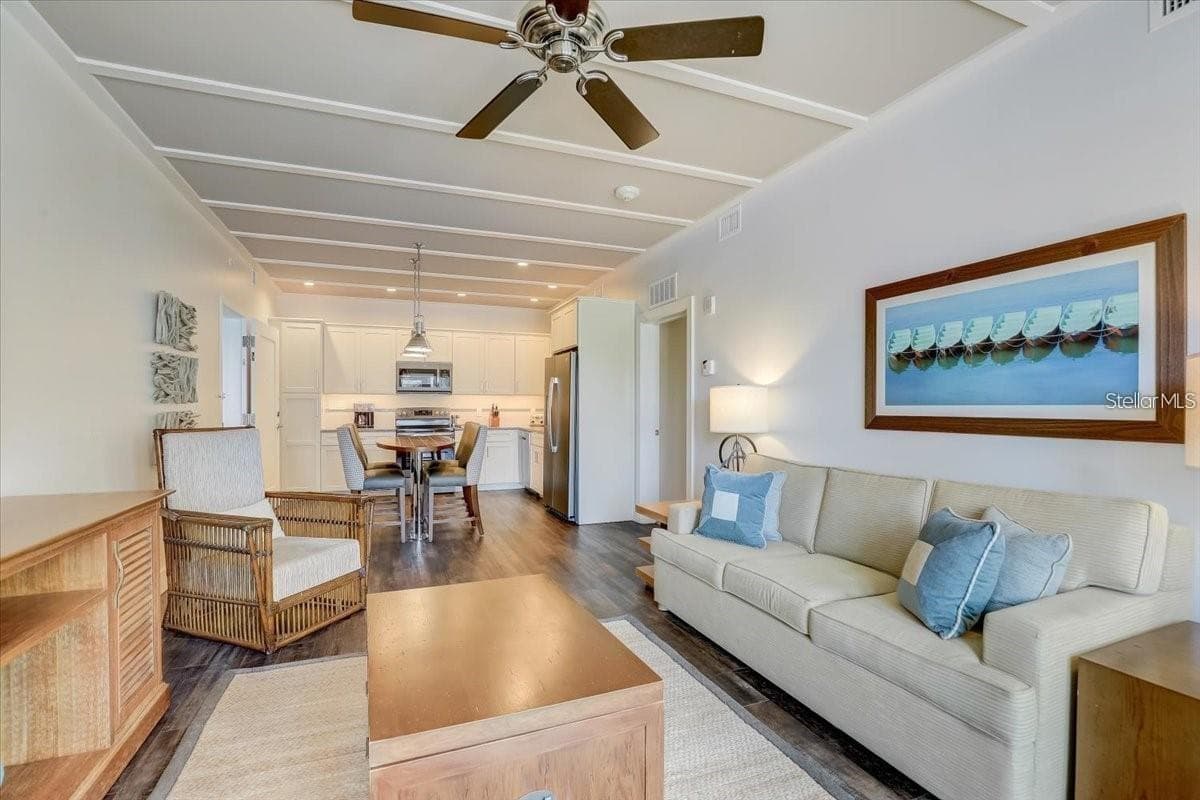 Condominium at 5325 MARINA DRIVE #423, HOLMES BEACH, photo 5 of 39