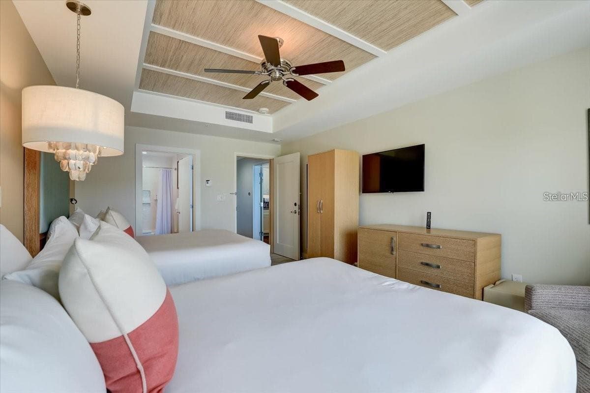 Condominium at 5325 MARINA DRIVE #423, HOLMES BEACH, photo 12 of 39