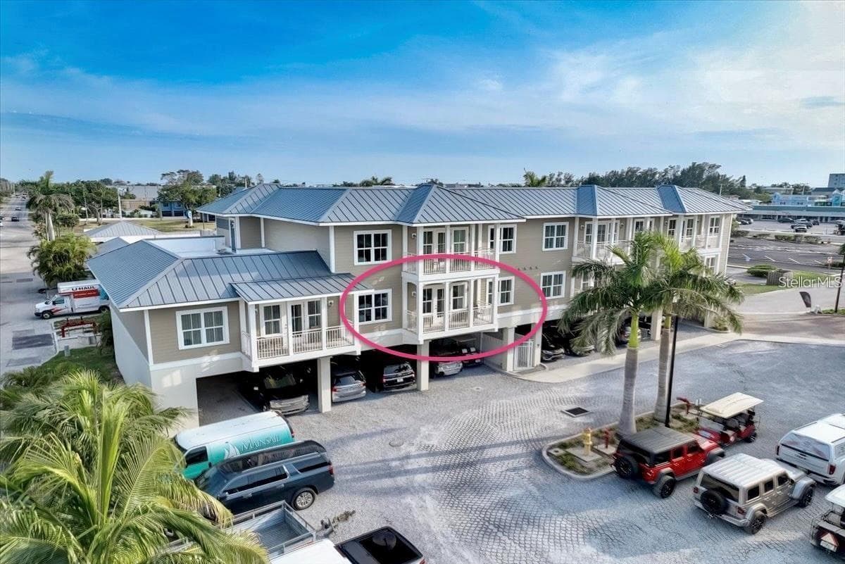 Condominium at 5325 MARINA DRIVE #423, HOLMES BEACH, photo 37 of 39