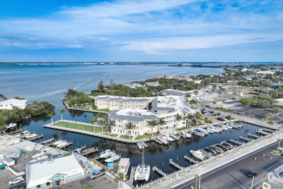 Condominium at 5325 MARINA DRIVE #423, HOLMES BEACH, photo 38 of 39