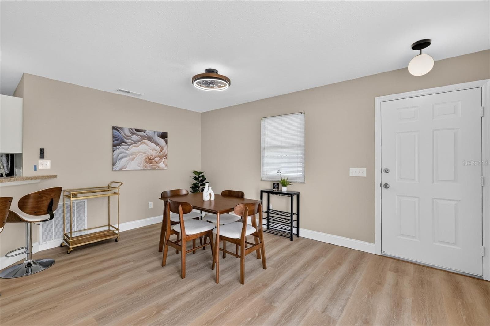 Villa at 1647 DURAN DR, THE VILLAGES, photo 4 of 35