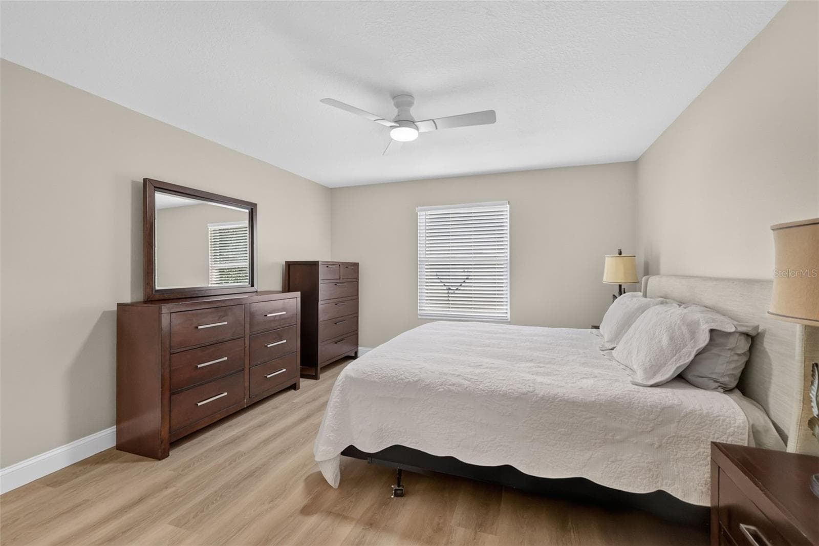 Villa at 1647 DURAN DR, THE VILLAGES, photo 17 of 35