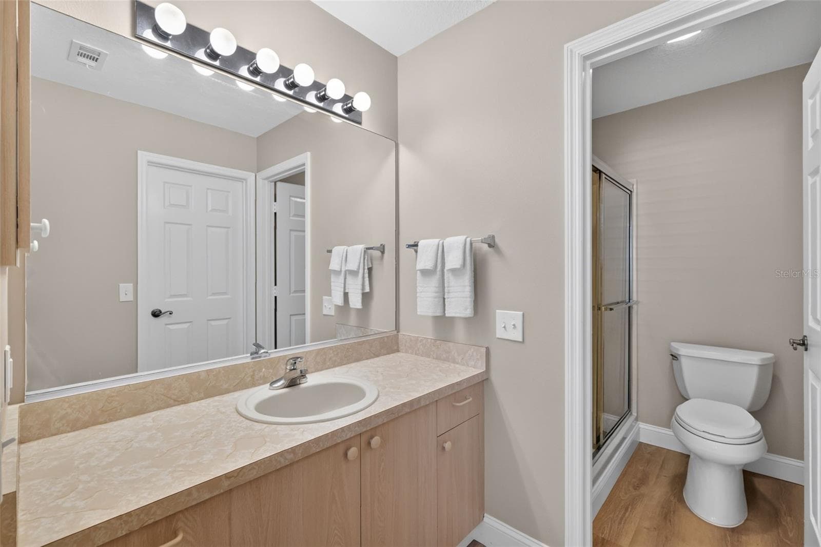 Villa at 1647 DURAN DR, THE VILLAGES, photo 20 of 35