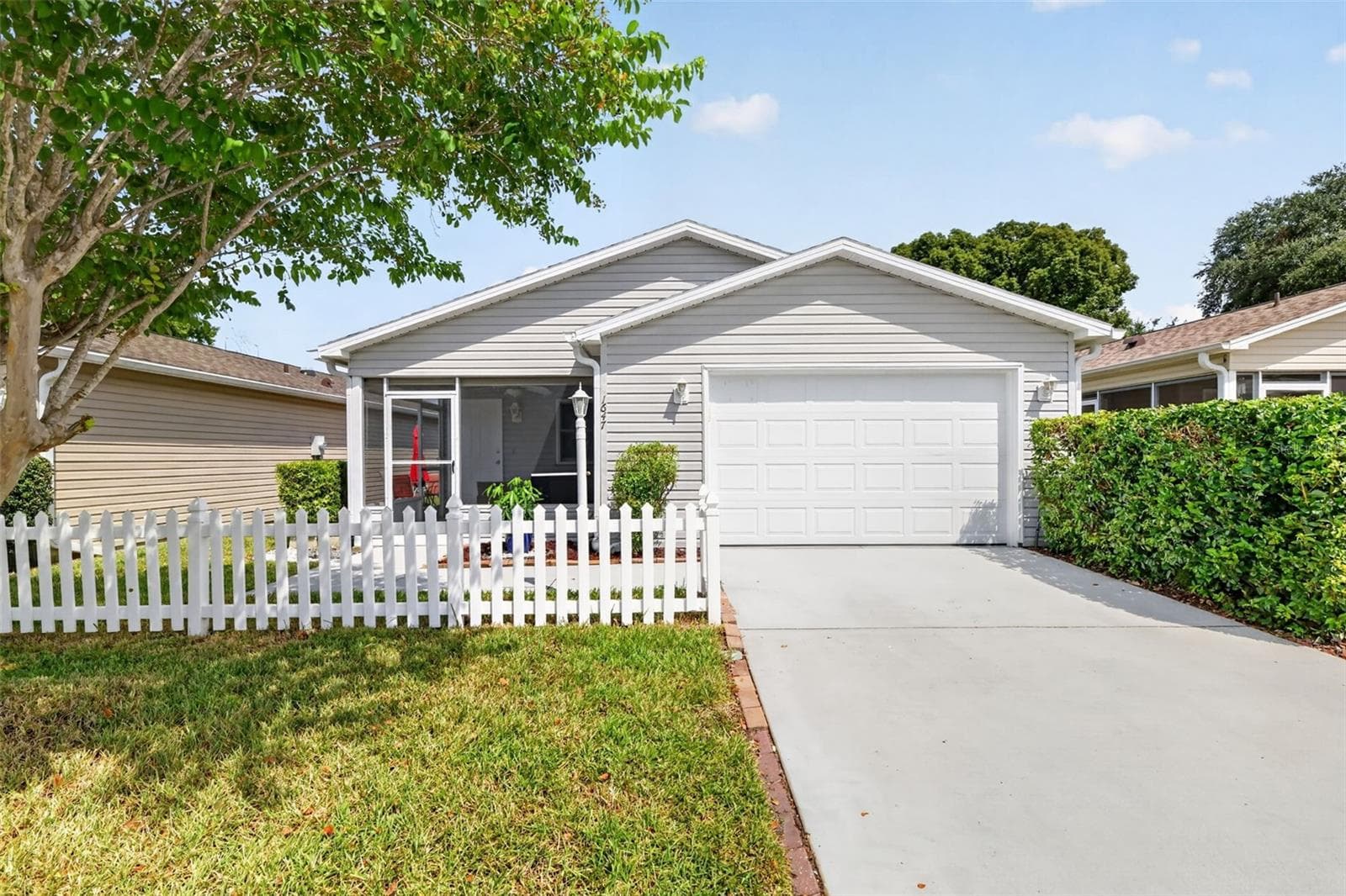 Villa at 1647 DURAN DR, THE VILLAGES, photo 34 of 35