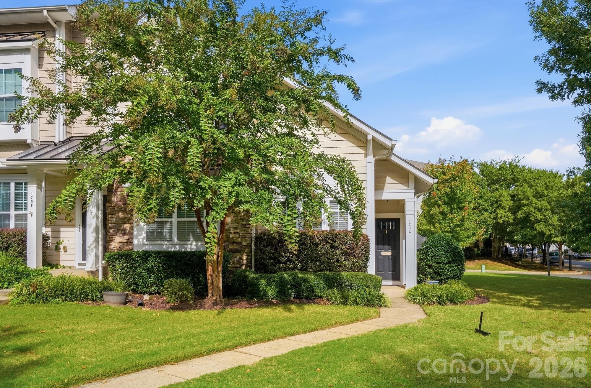 123 Leyton Loop