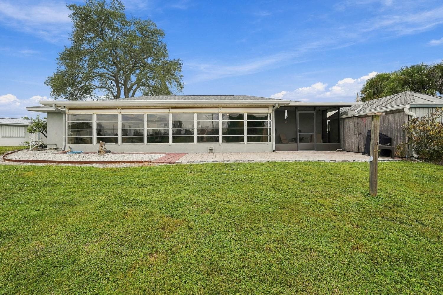 Single Family Residence at 2331 SANDLEWOOD DR, VENICE, photo 22 of 68