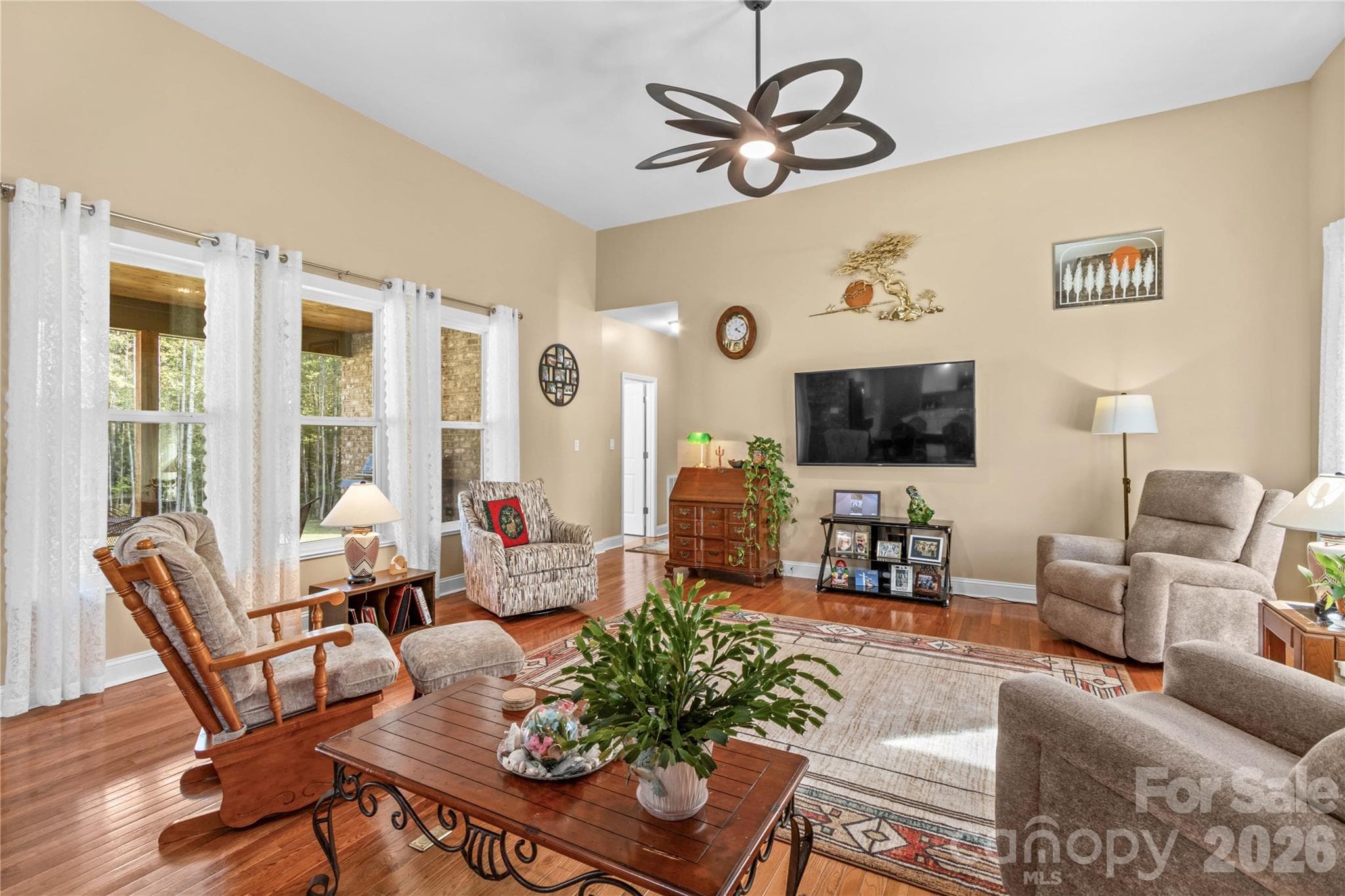Single Family Residence at 846 Barry Oak Road, Cleveland, photo 7 of 48