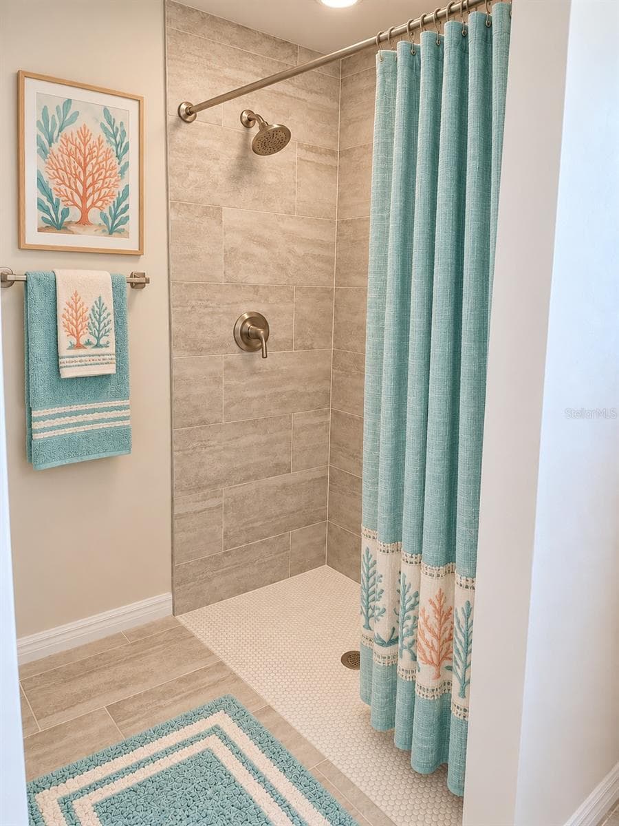 primary bath - 1139 NW 10TH AVE, CAPE CORAL