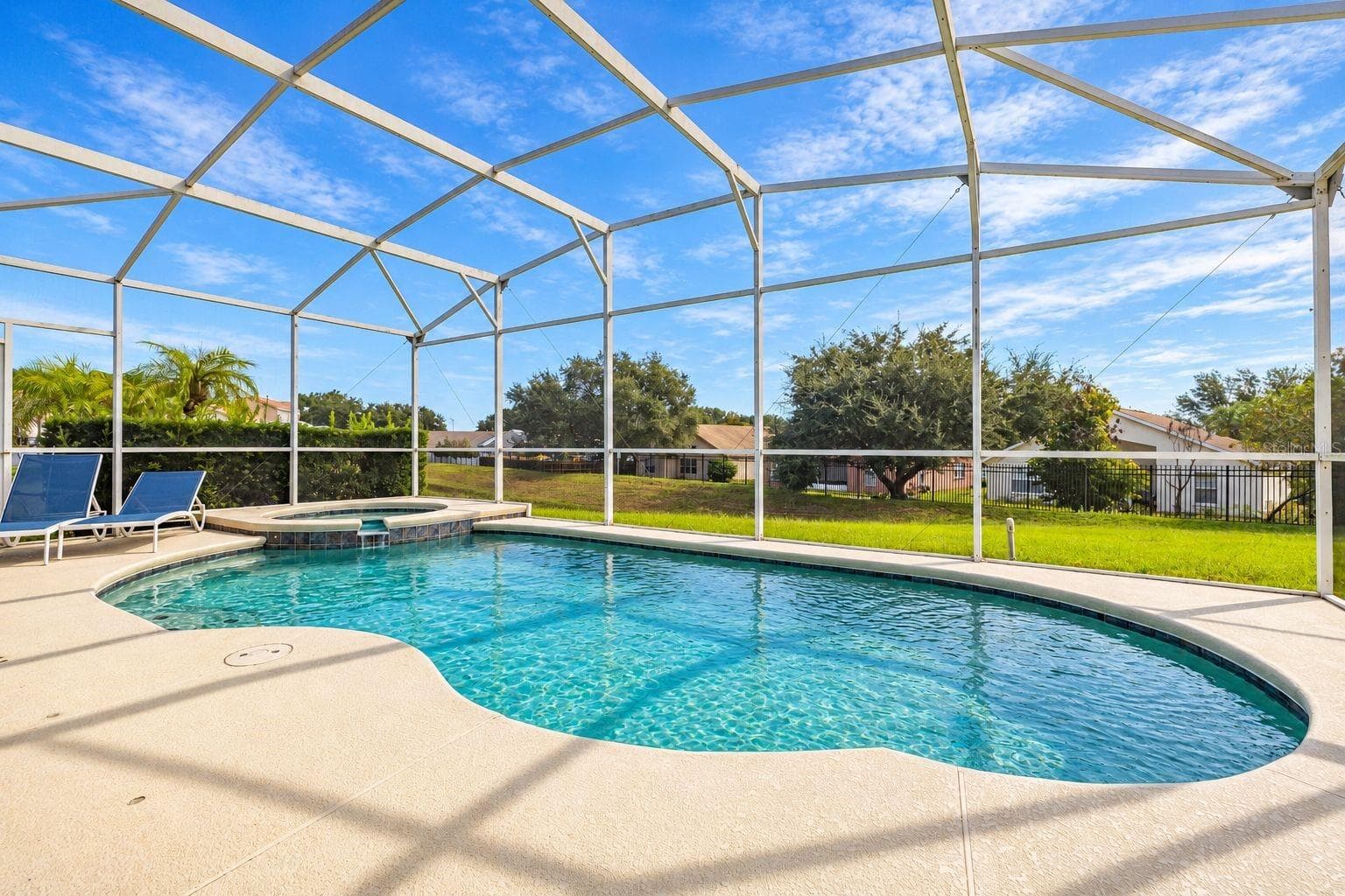 Private pool with spa - 506 BRUNELLO DR, DAVENPORT