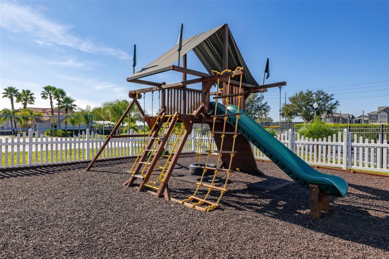 Kids playground - 506 BRUNELLO DR, DAVENPORT