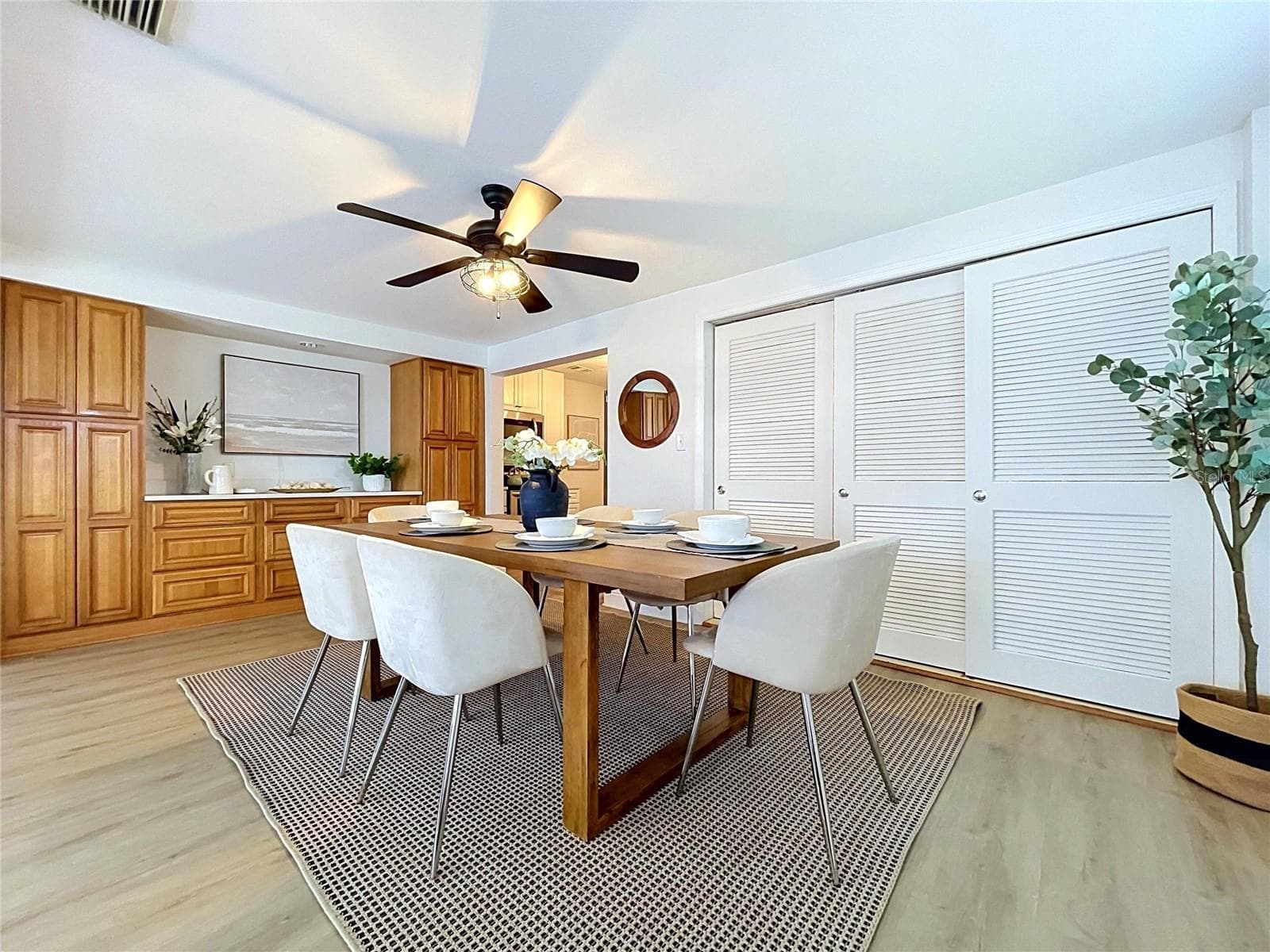 Single Family Residence at 611 W HENRY AVE, TAMPA, photo 27 of 76