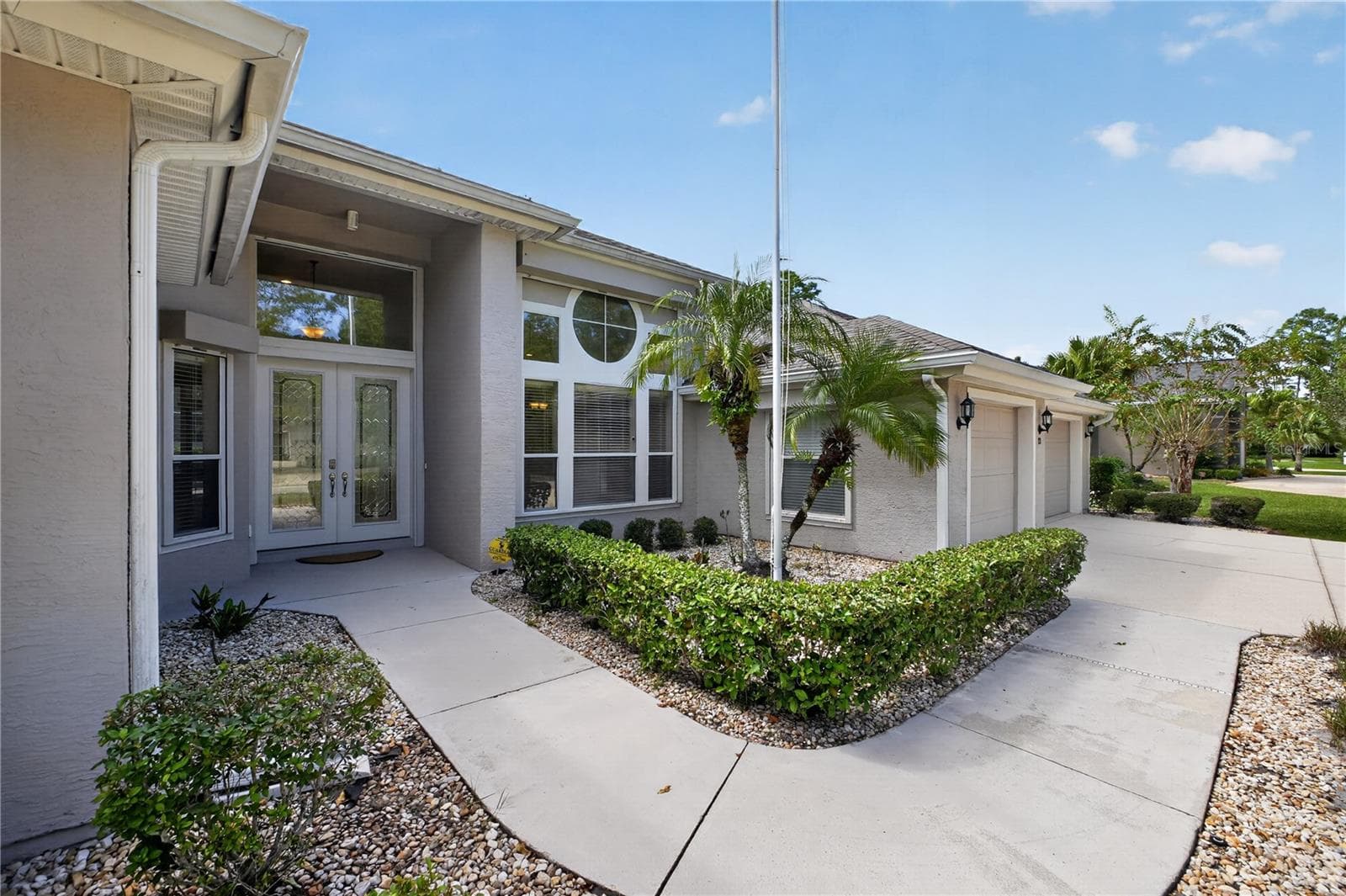 Single Family Residence at 12 BROOK CREST WAY, ORMOND BEACH, photo 3 of 64