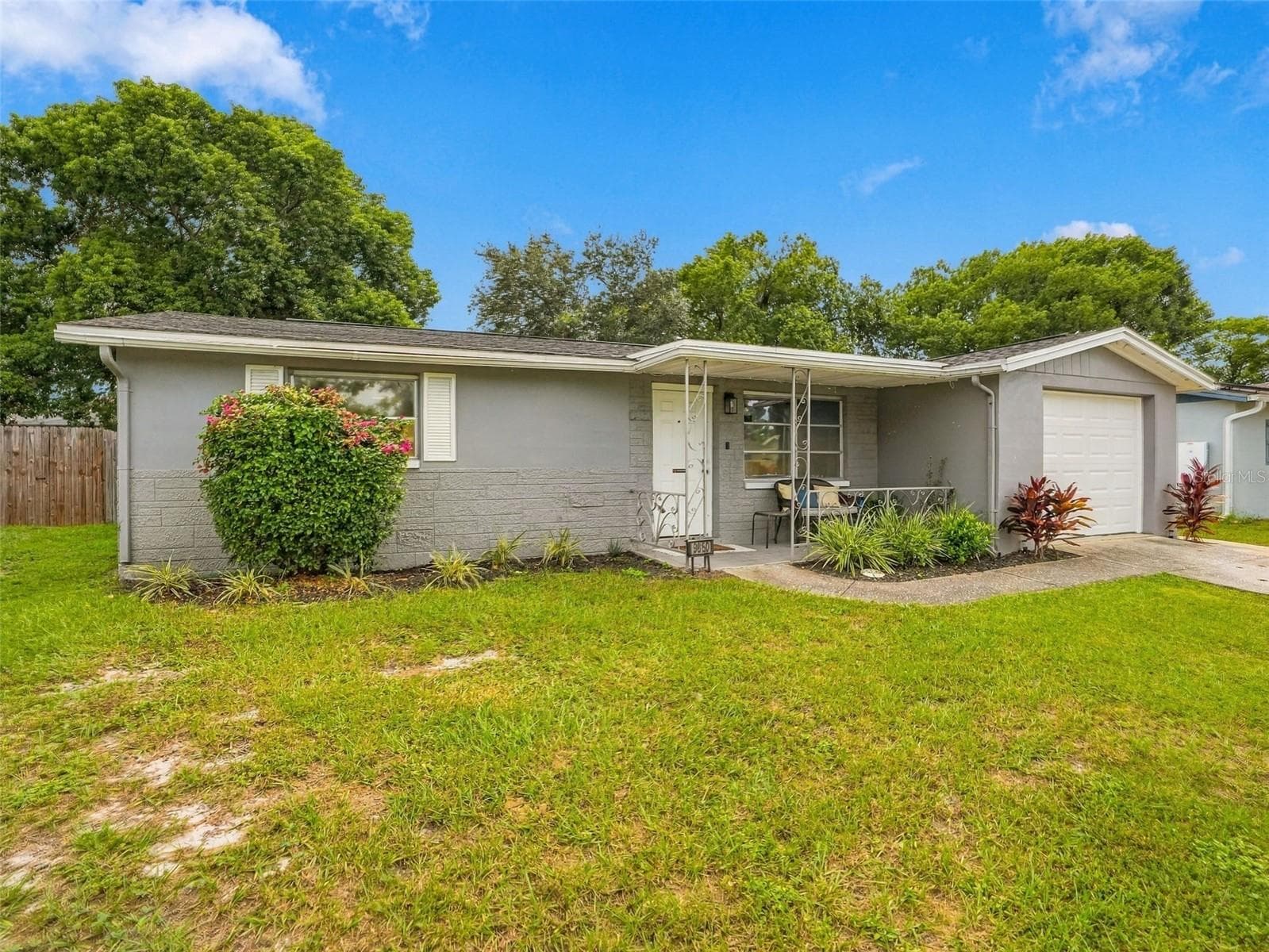 Single Family Residence at 9850 RICHWOOD LN, PORT RICHEY, photo 3 of 24