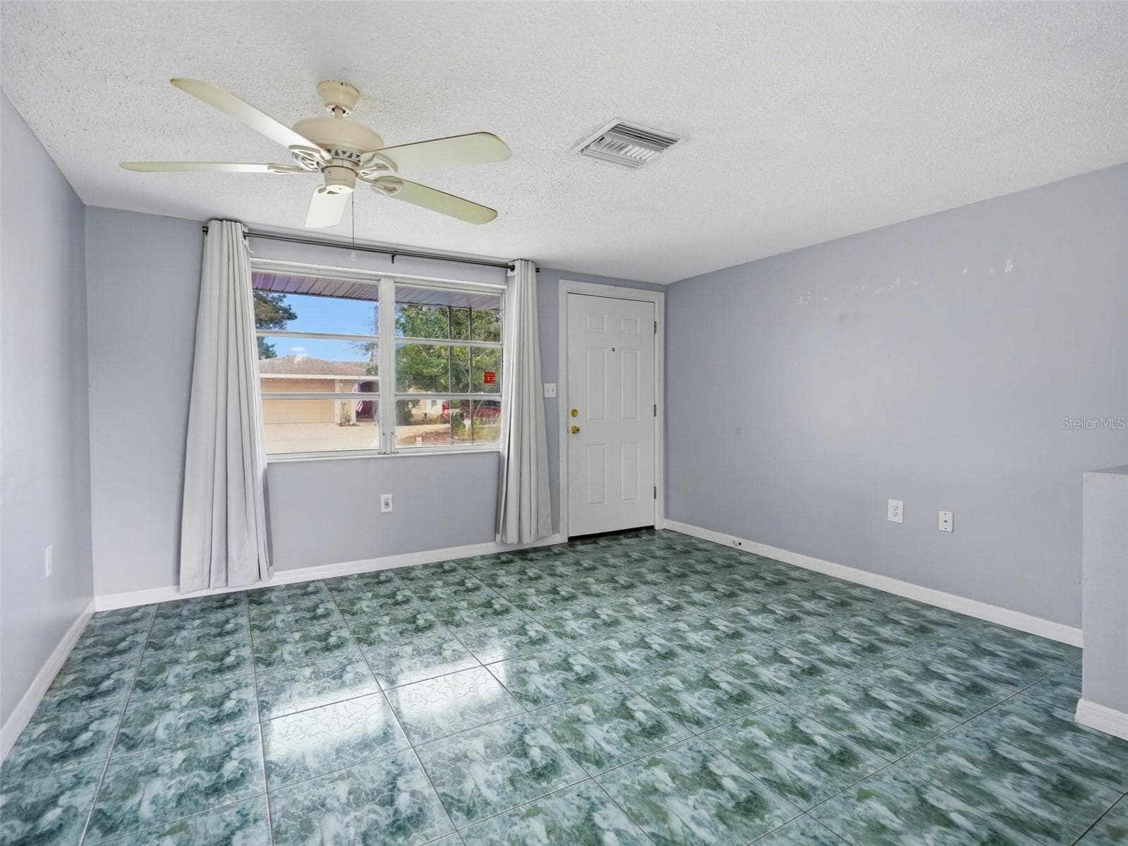 Single Family Residence at 9850 RICHWOOD LN, PORT RICHEY, photo 4 of 24