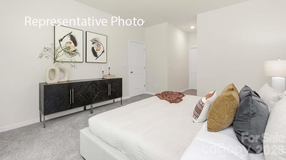 Single Family Residence at 158 Maple Valley Street, Statesville, photo 12 of 19