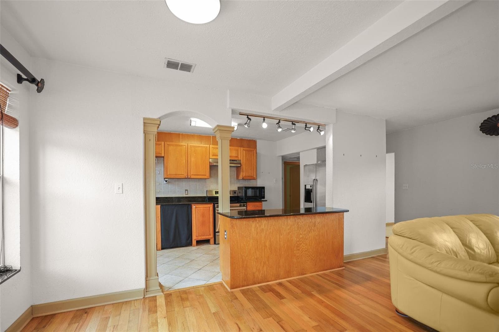 Single Family Residence at 1559 BAYSHORE BLVD, DUNEDIN, photo 4 of 28