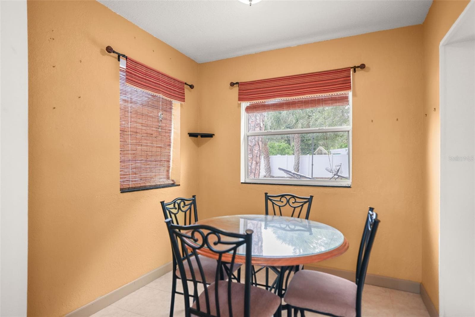 Single Family Residence at 1559 BAYSHORE BLVD, DUNEDIN, photo 10 of 28