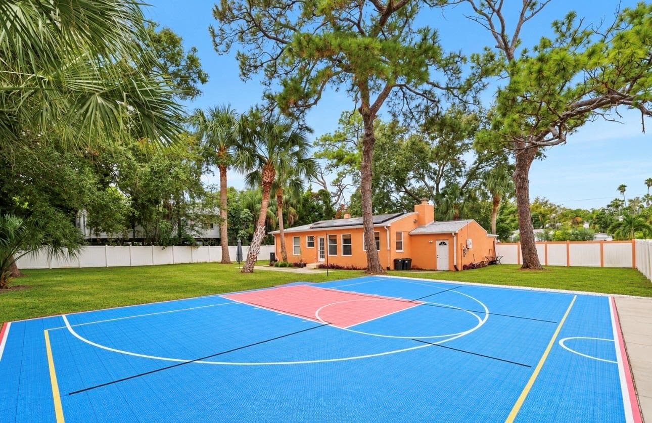 Single Family Residence at 1559 BAYSHORE BLVD, DUNEDIN, photo 23 of 28