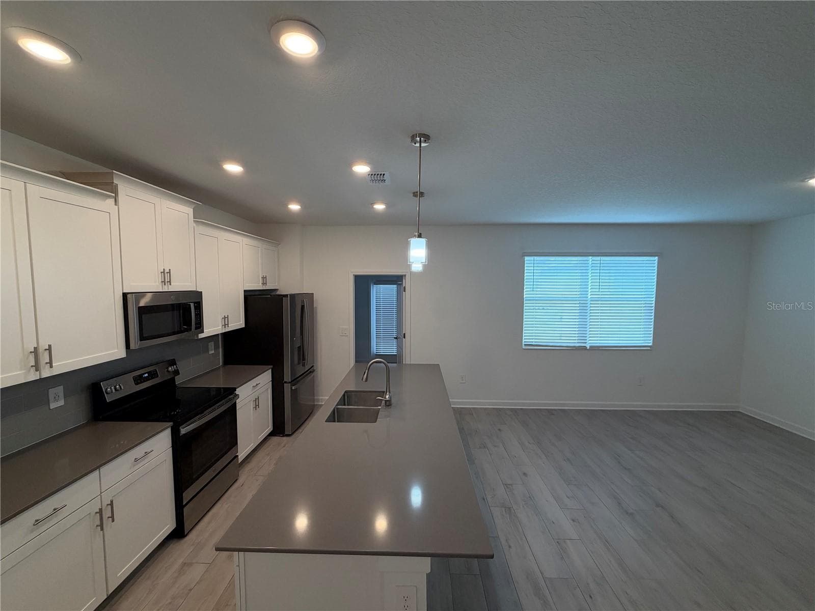 Townhouse at 3110 ADDISON BLVD, ST CLOUD, photo 8 of 20