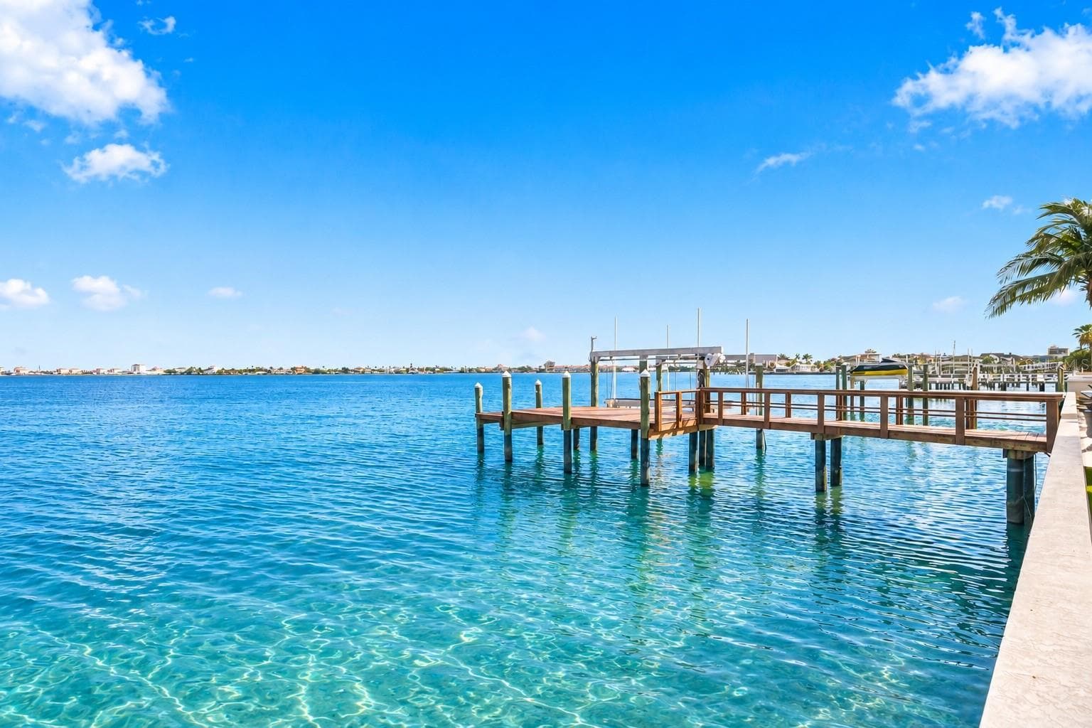 virtual blue water - 504 55 TH AVE, ST PETE BEACH