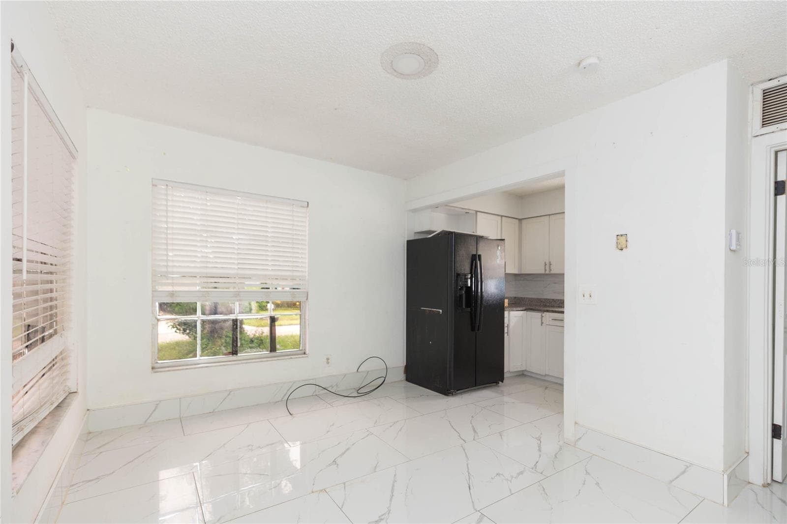 Duplex at 1718 E MULBERRY DR, TAMPA, photo 5 of 53