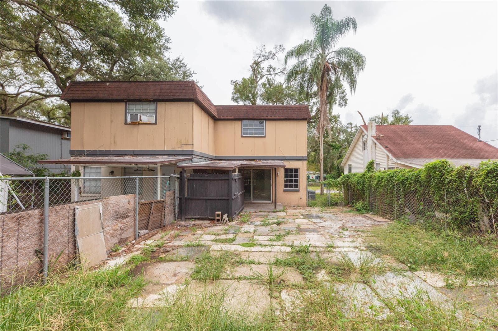 Duplex at 1718 E MULBERRY DR, TAMPA, photo 27 of 53