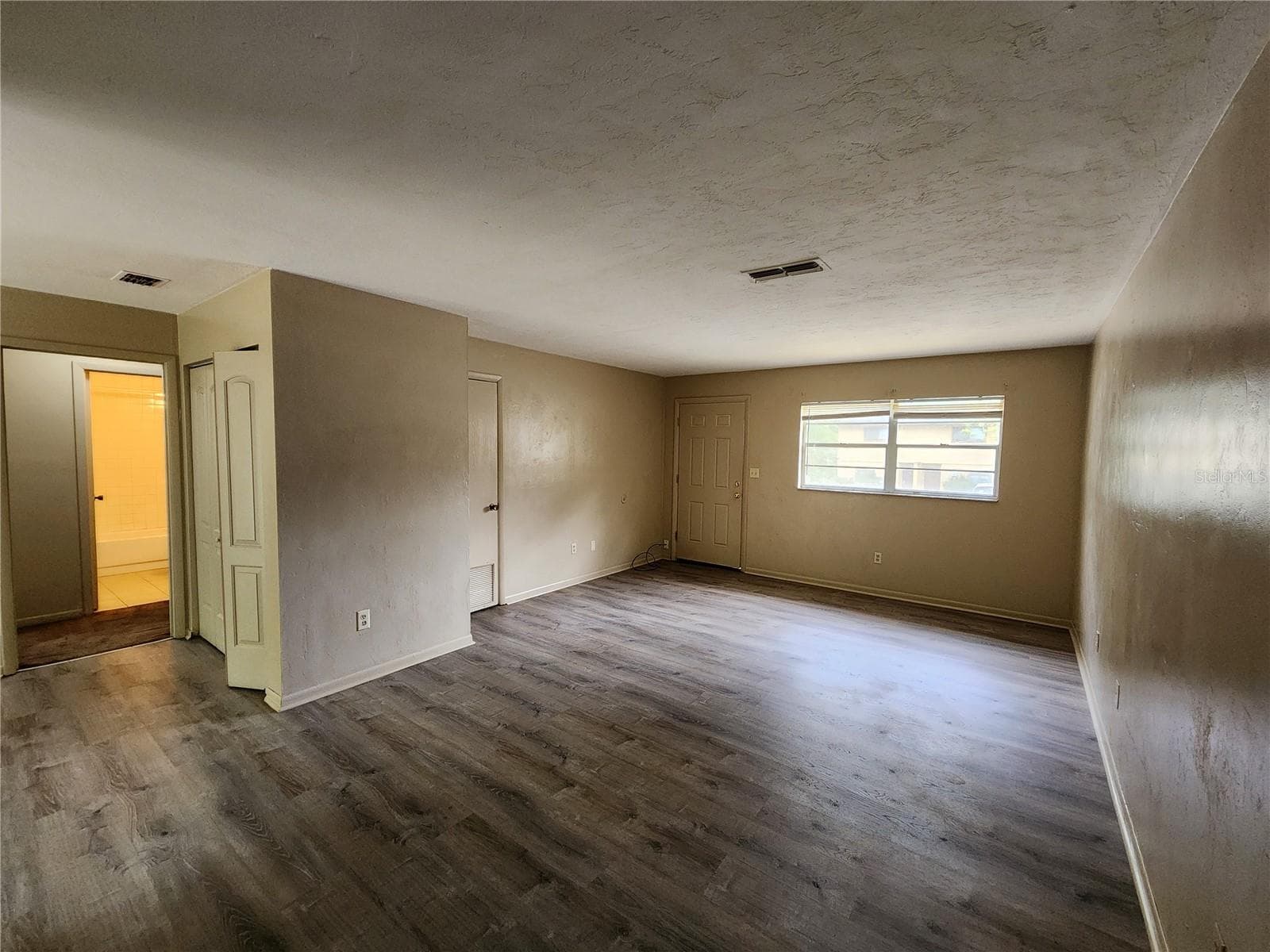 Half Duplex at 3020 NW 79 CT #B, GAINESVILLE, photo 7 of 44