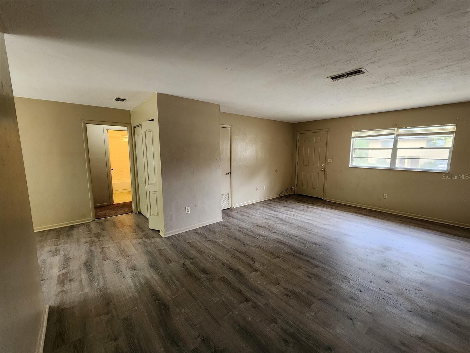 Half Duplex at 3020 NW 79 CT #B, GAINESVILLE, photo 8 of 44