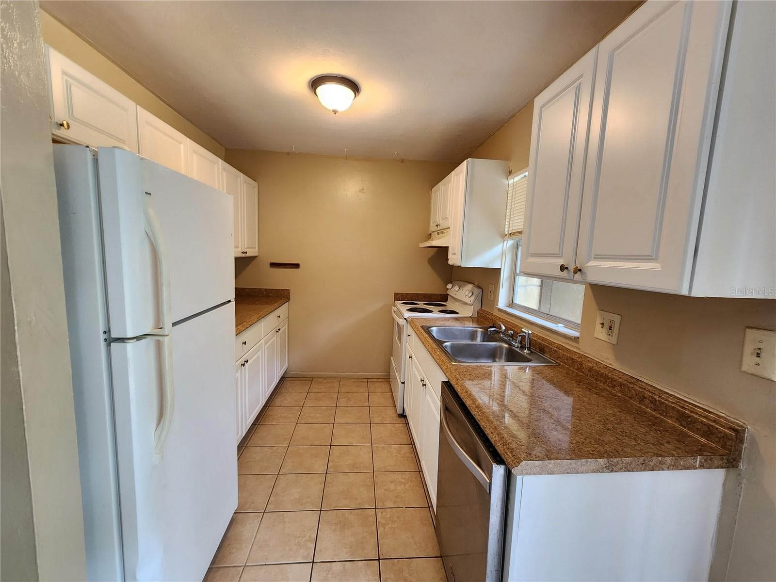 Half Duplex at 3020 NW 79 CT #B, GAINESVILLE, photo 15 of 44