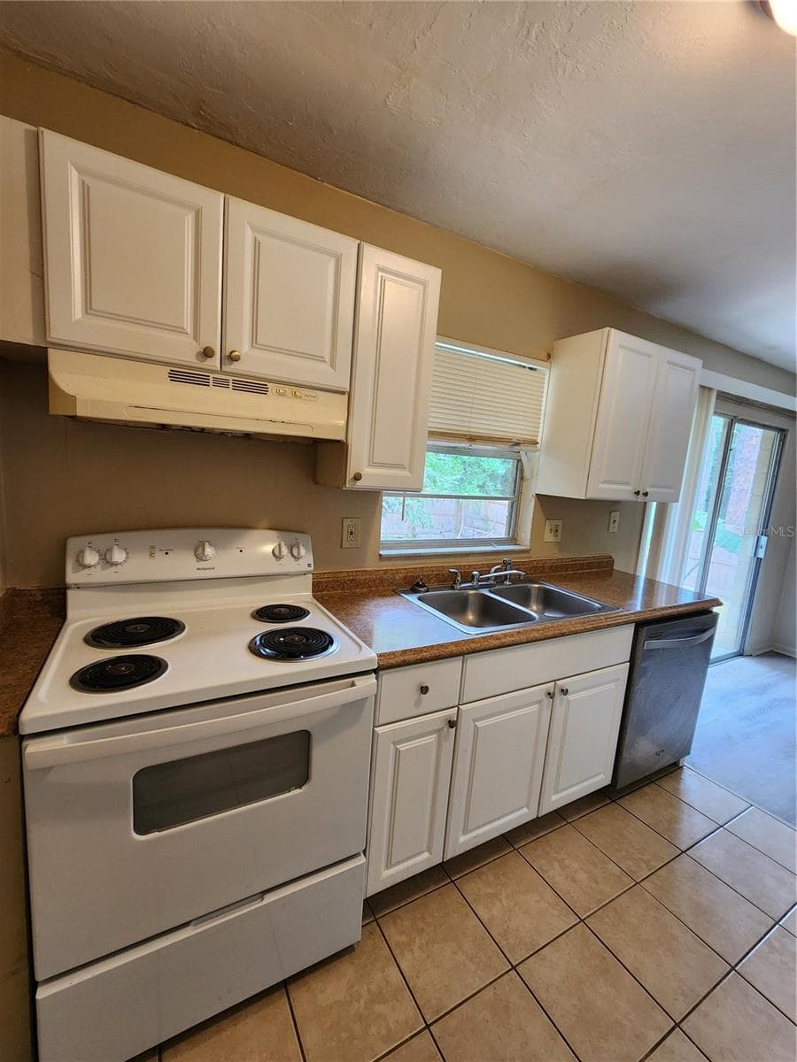 Half Duplex at 3020 NW 79 CT #B, GAINESVILLE, photo 23 of 44