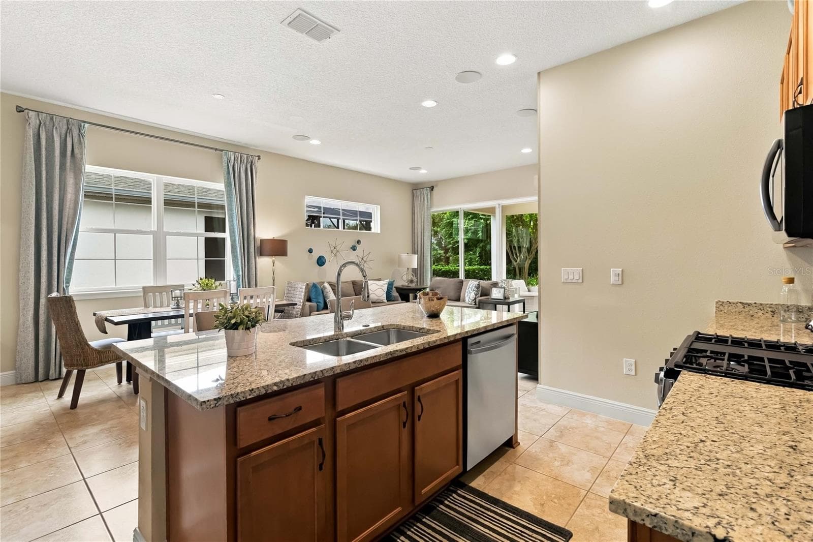 Single Family Residence at 2457 DREAM HOME CT, ST CLOUD, photo 12 of 48