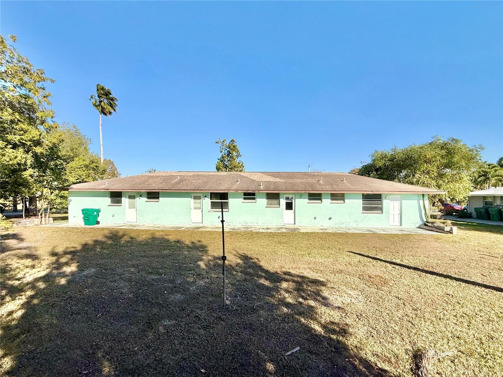 3401 PALM DR