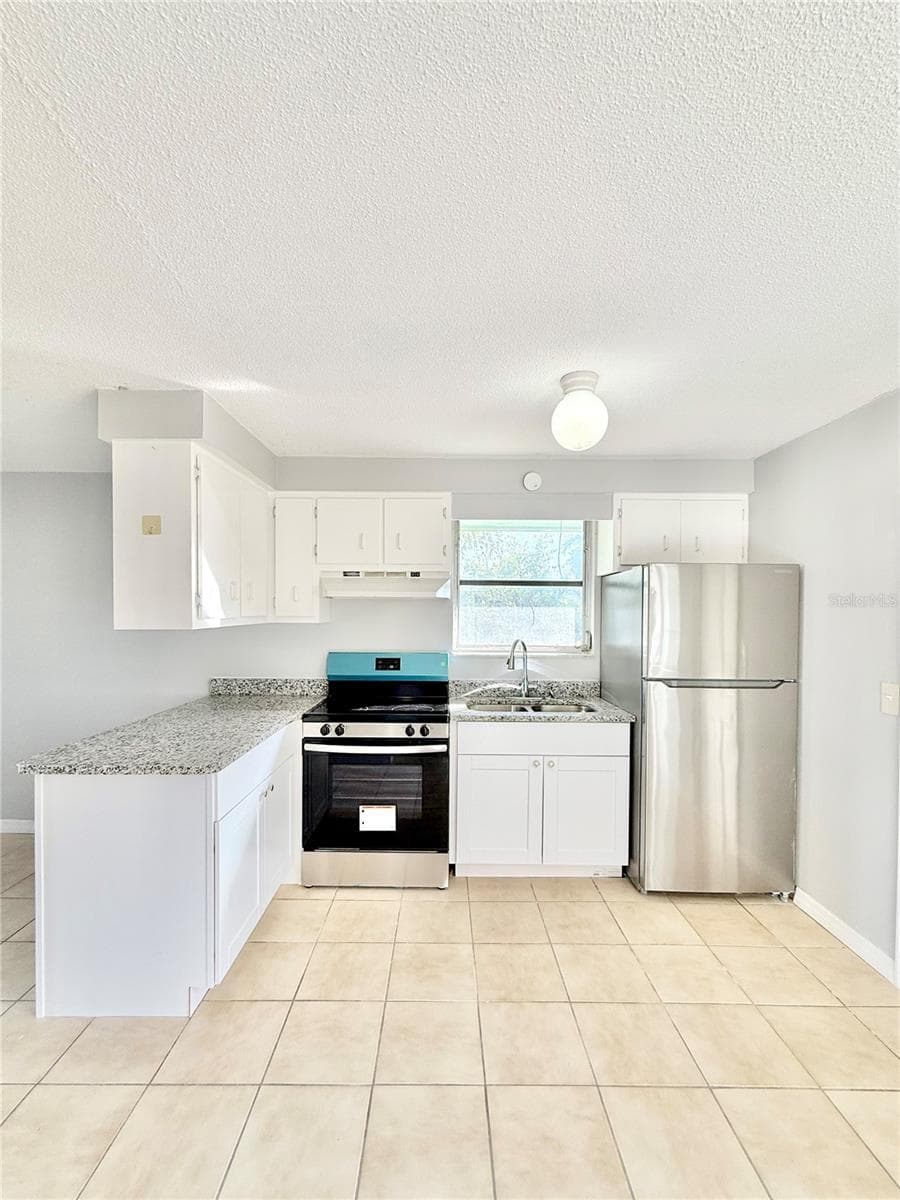 Quadruplex at 3401 PALM DR, PUNTA GORDA, photo 5 of 16