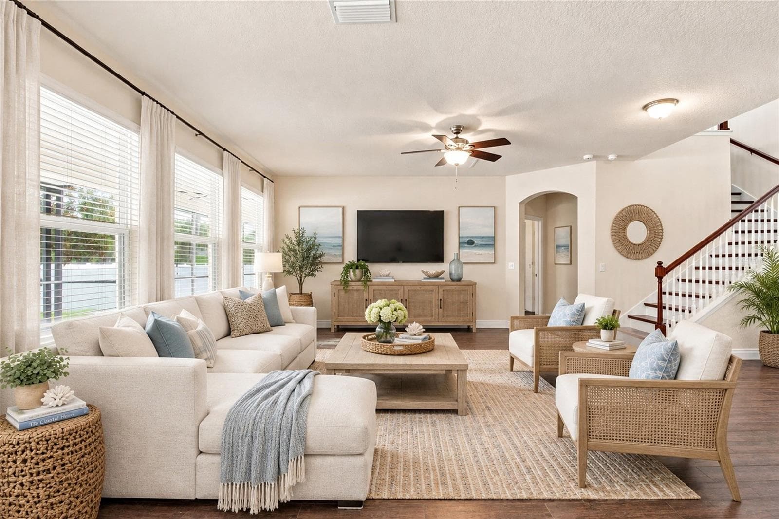 Single Family Residence at 1215 HILLANDALE RESERVE DR, TAMPA, photo 15 of 49