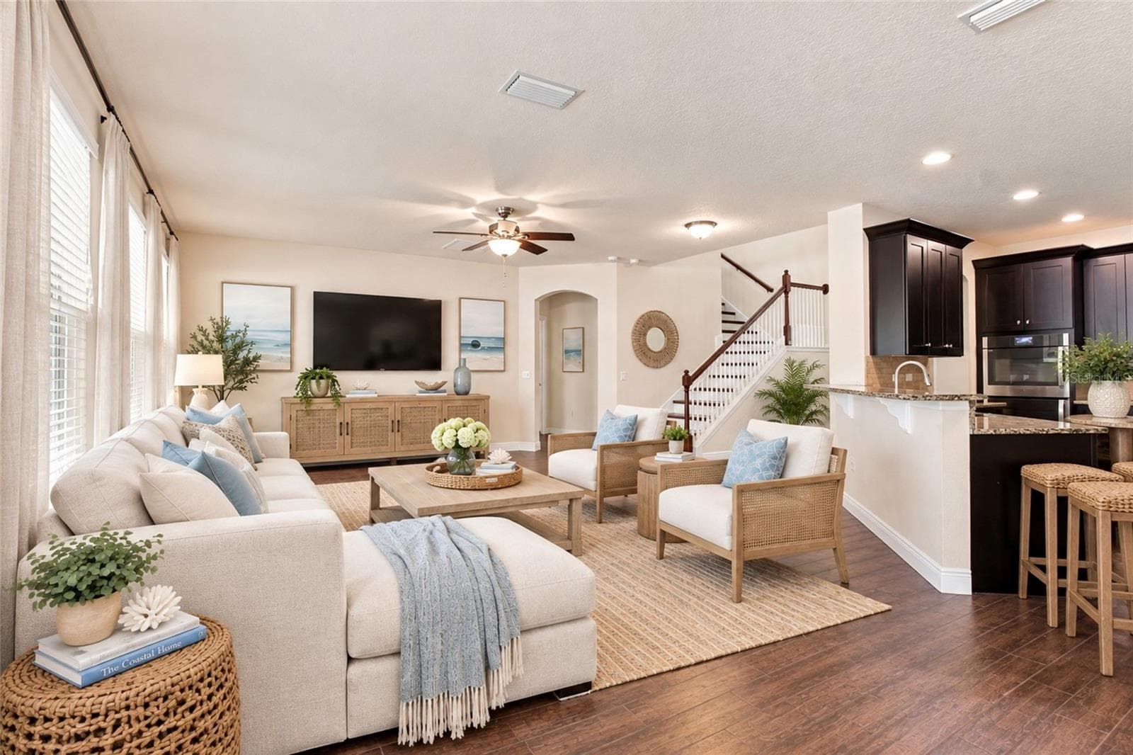 Single Family Residence at 1215 HILLANDALE RESERVE DR, TAMPA, photo 16 of 49