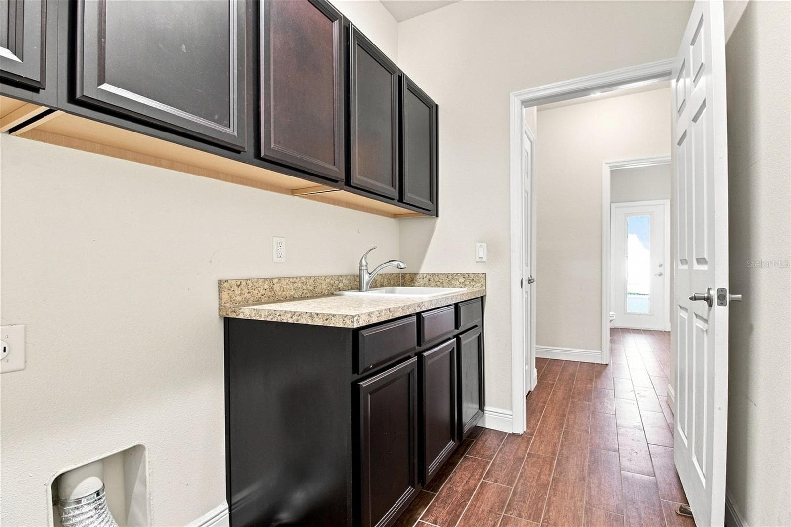 Single Family Residence at 1215 HILLANDALE RESERVE DR, TAMPA, photo 26 of 49