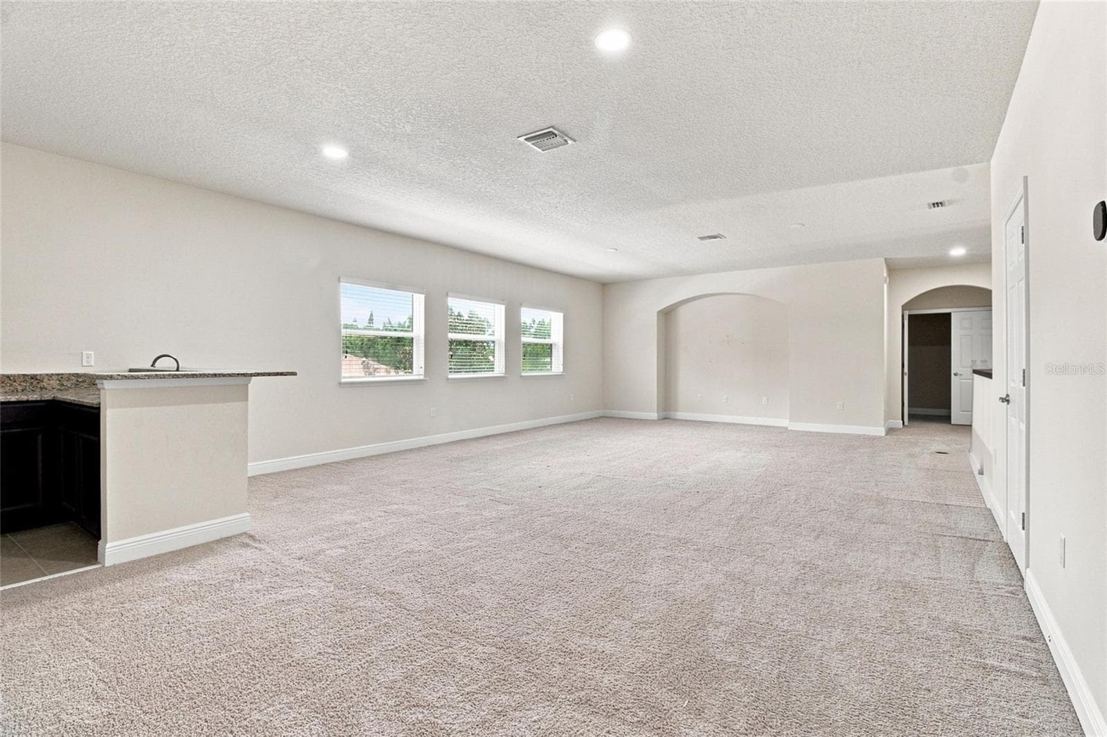 Single Family Residence at 1215 HILLANDALE RESERVE DR, TAMPA, photo 27 of 49