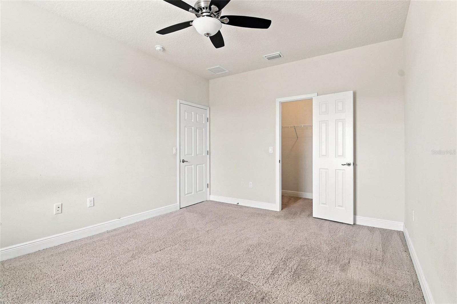 Single Family Residence at 1215 HILLANDALE RESERVE DR, TAMPA, photo 34 of 49