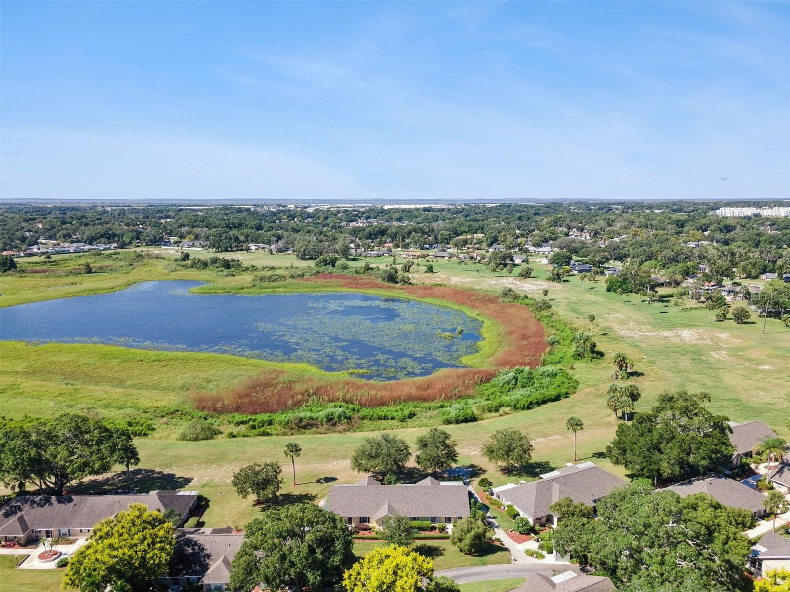 A move-in ready, lake-view home with front-row Florida sunsets. - 1066 VILLA LN #63, APOPKA