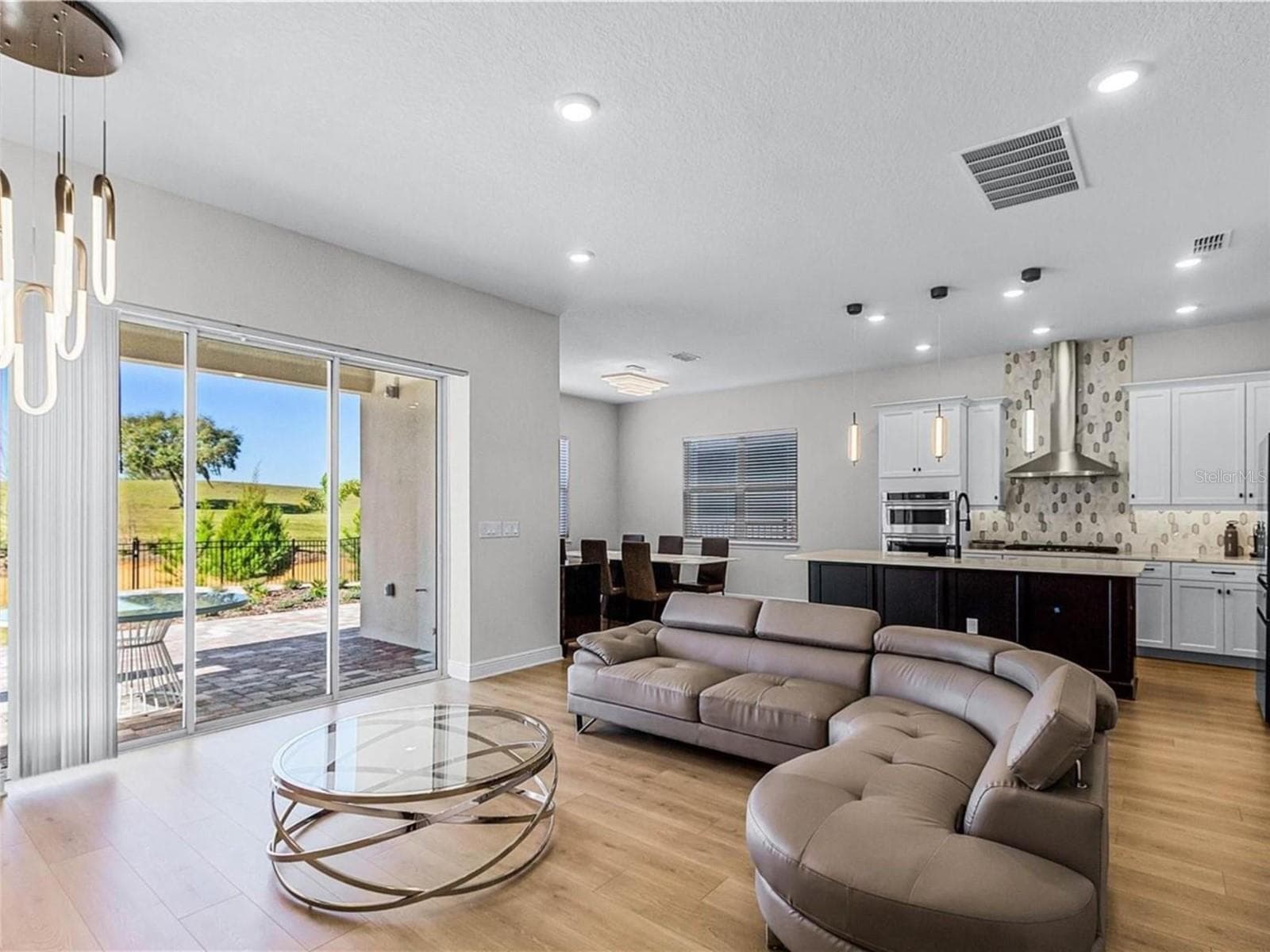 Single Family Residence at 15656 VETTA DR, MONTVERDE, photo 4 of 36