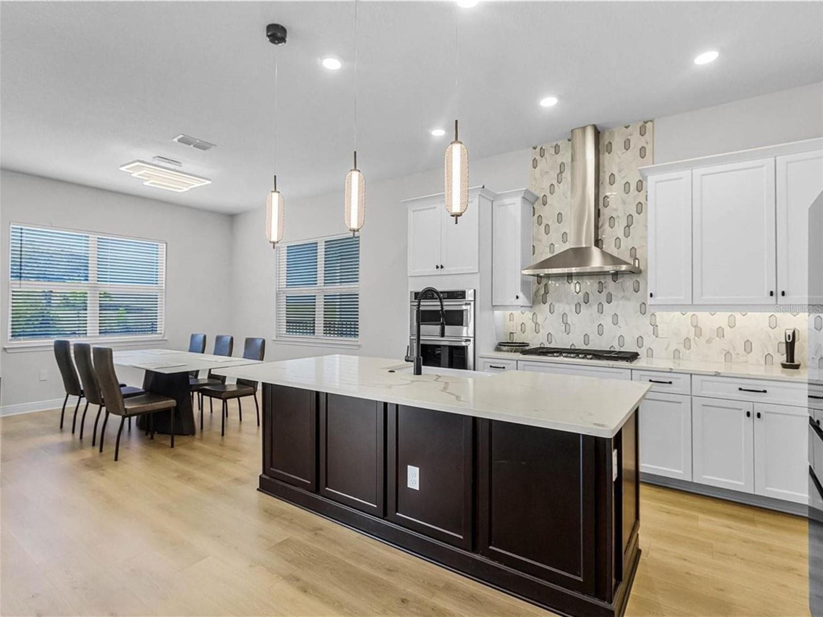 Single Family Residence at 15656 VETTA DR, MONTVERDE, photo 10 of 36