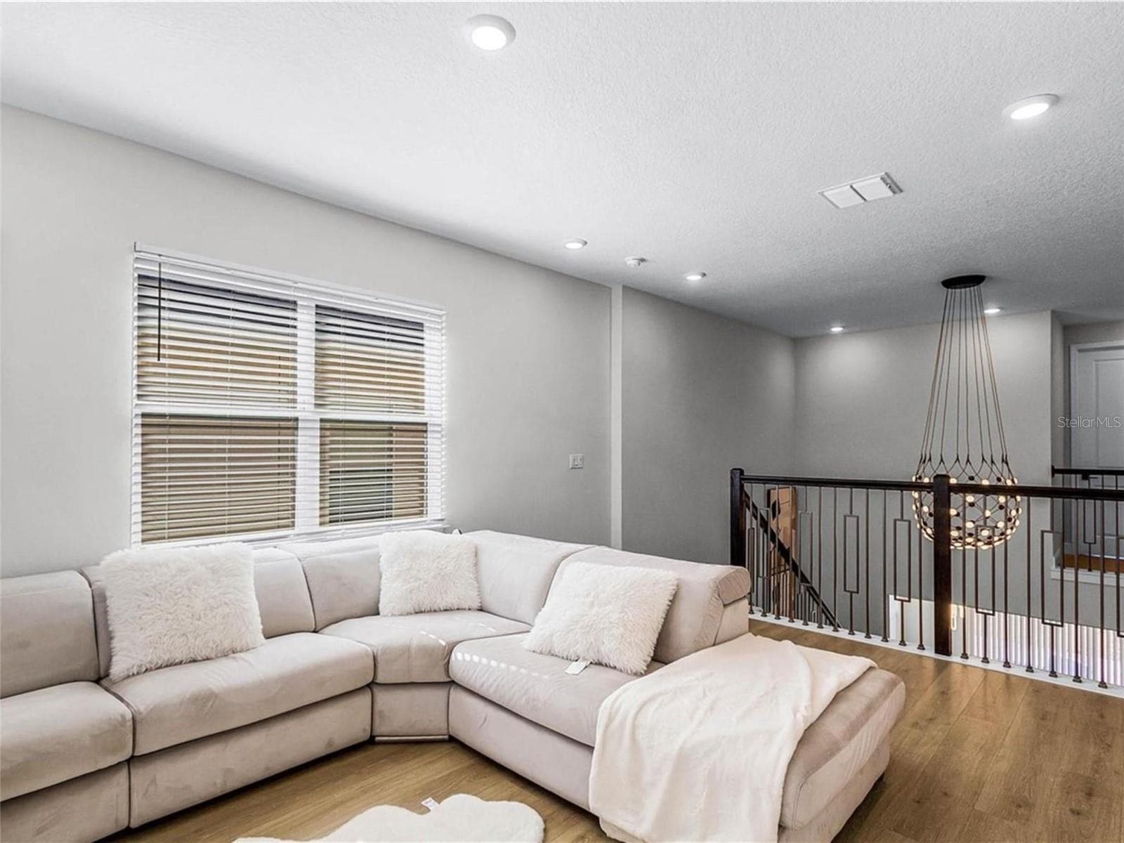 Single Family Residence at 15656 VETTA DR, MONTVERDE, photo 14 of 36