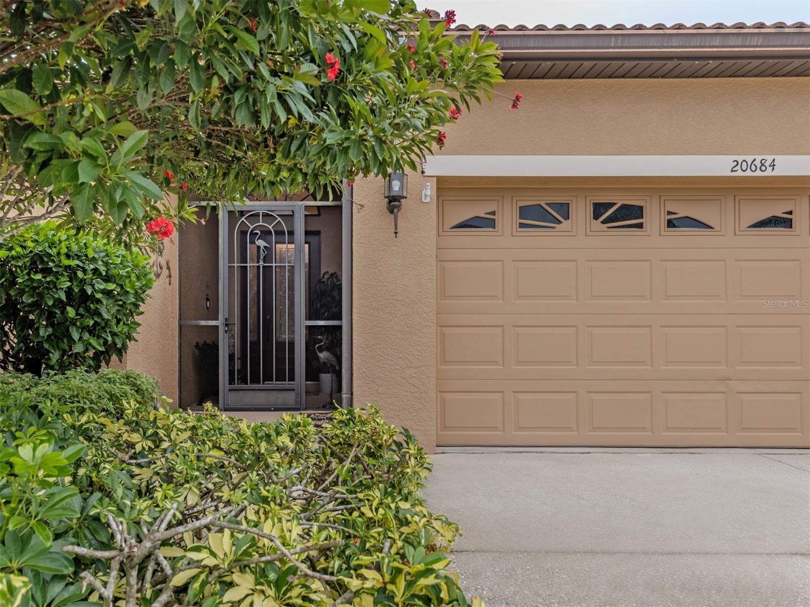 Single Family Residence at 20684 CAPELLO DR, VENICE, photo 2 of 75