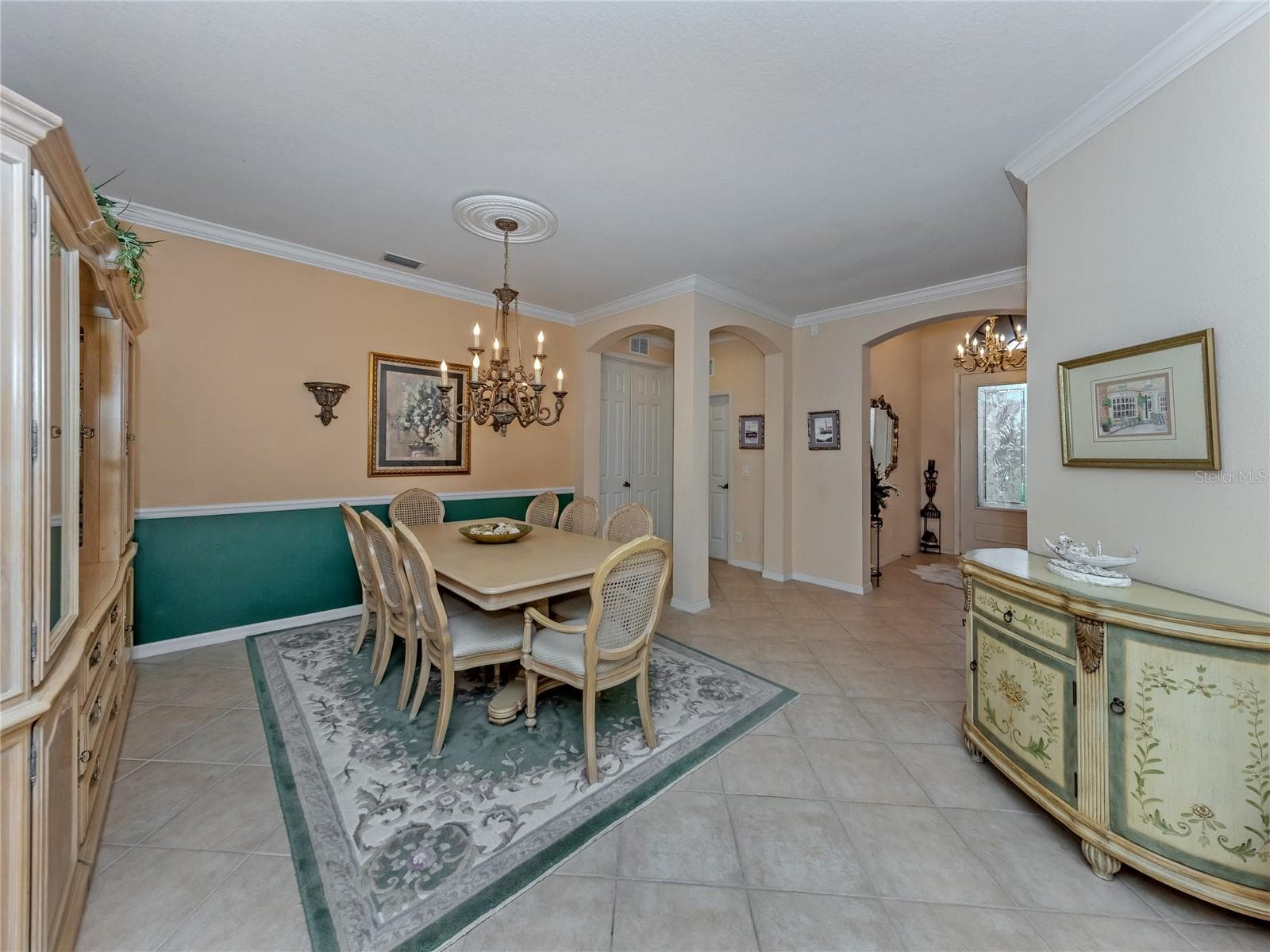 Formal Dining Room,with Crown Molding - 20684 CAPELLO DR, VENICE