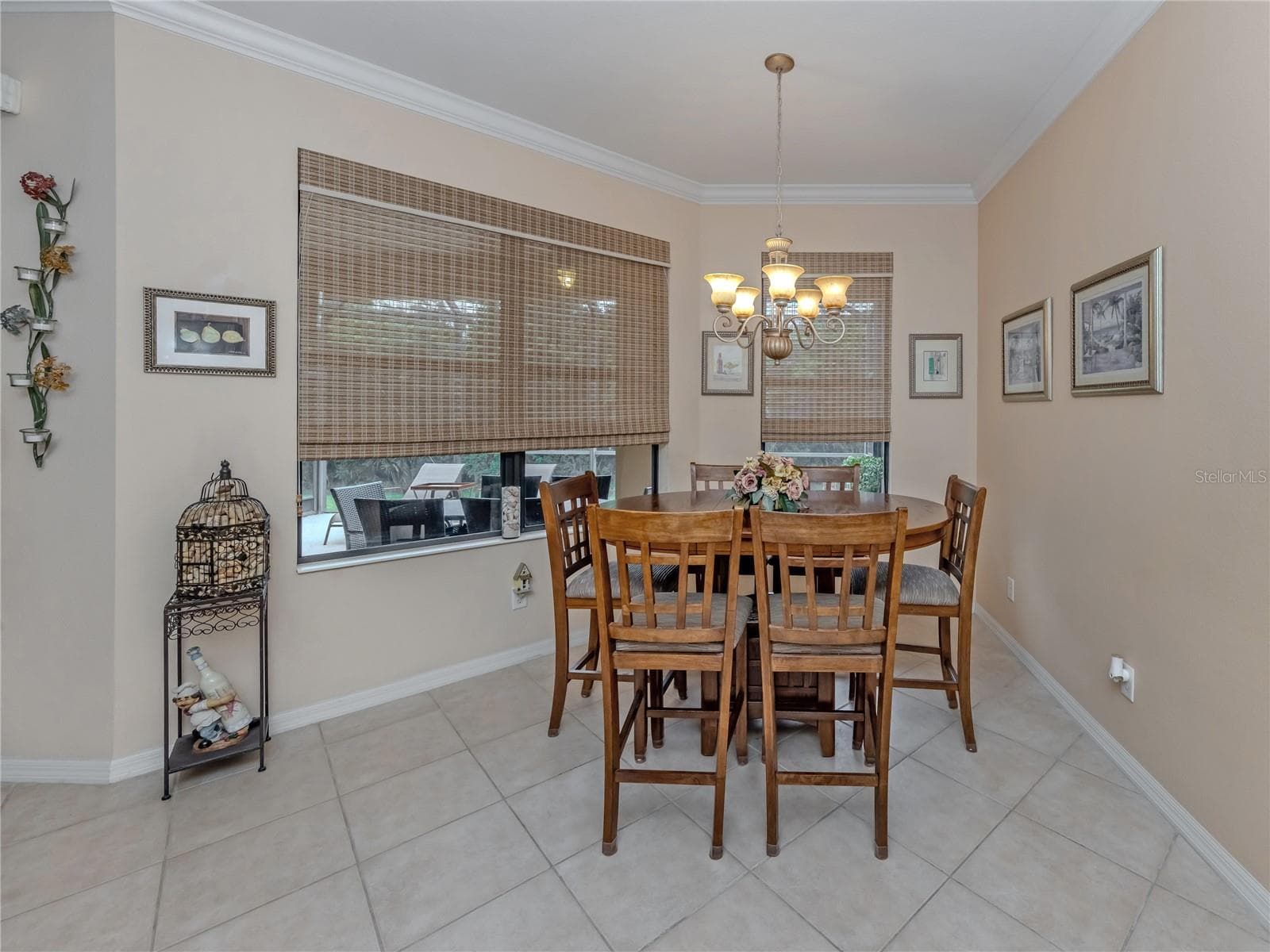 Breakfast Nook - 20684 CAPELLO DR, VENICE