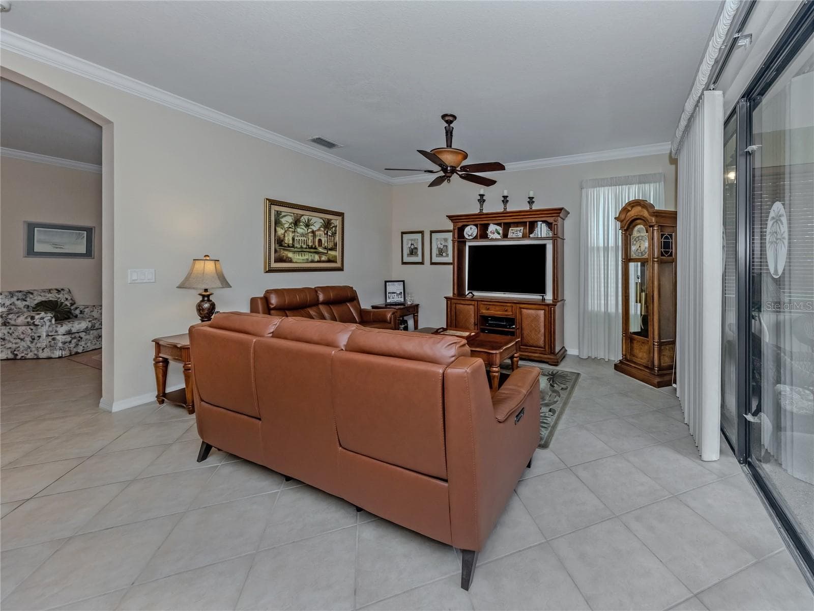 Single Family Residence at 20684 CAPELLO DR, VENICE, photo 16 of 75