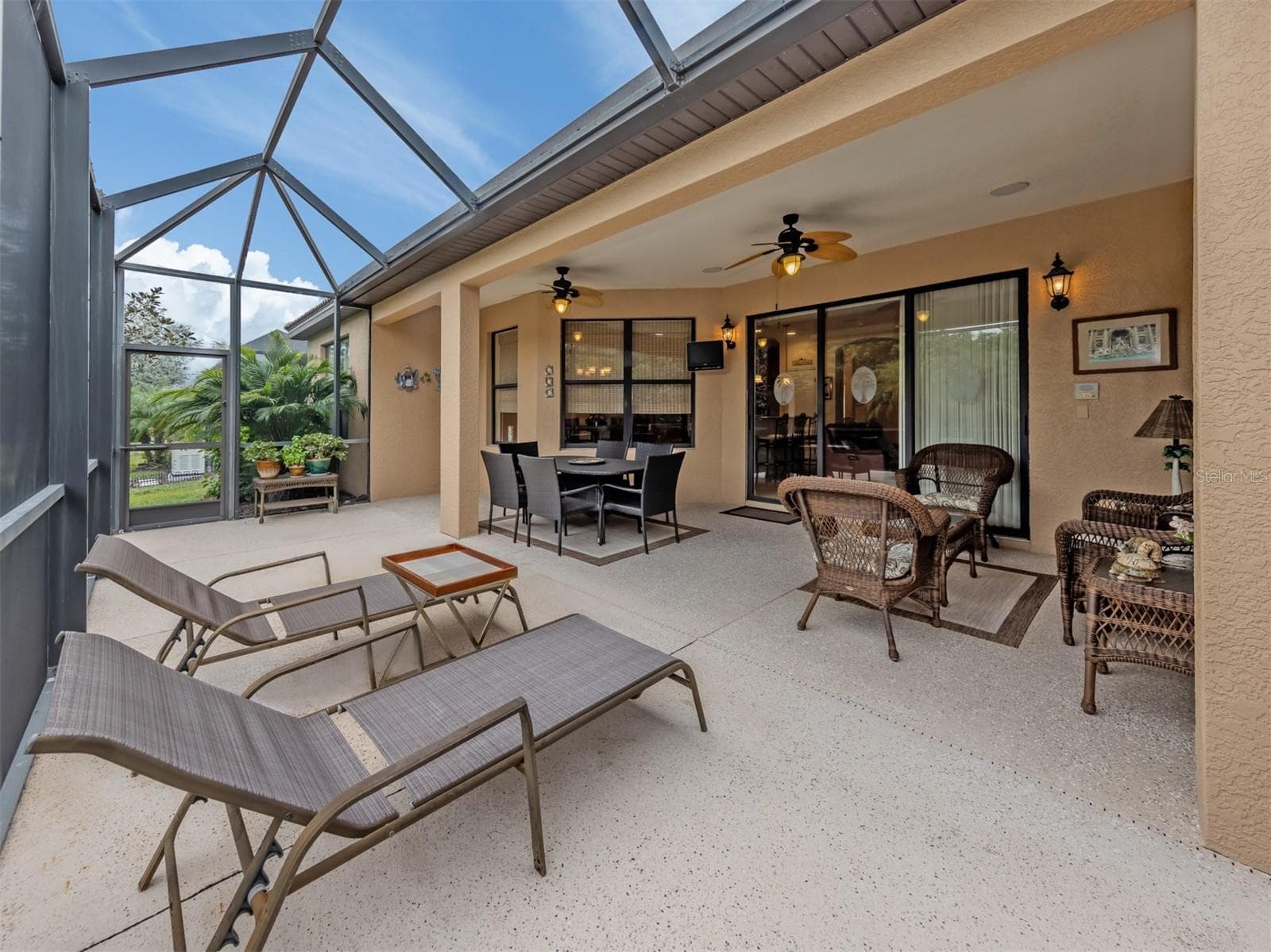 Single Family Residence at 20684 CAPELLO DR, VENICE, photo 29 of 75