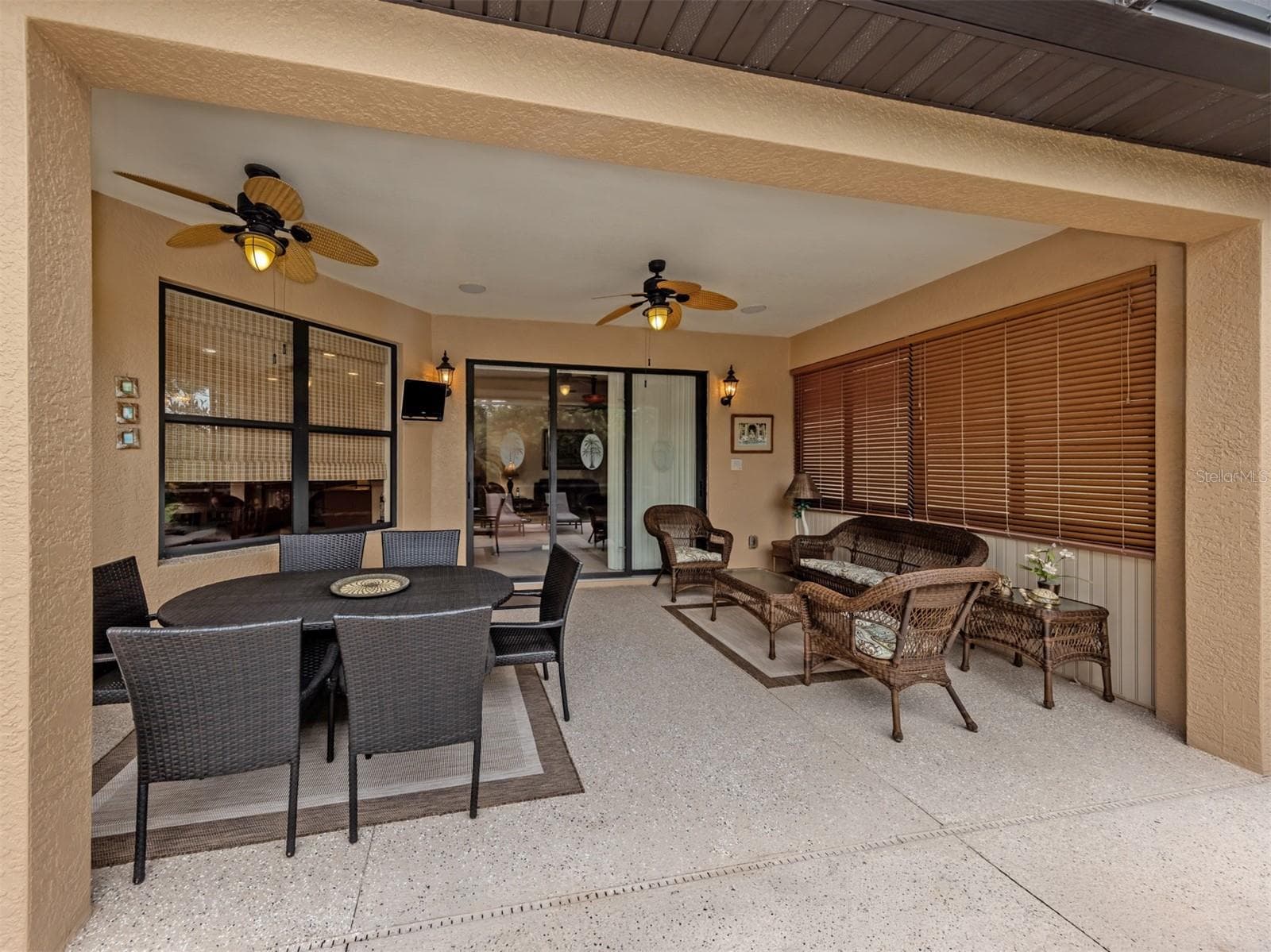Under cover lanai as well - 20684 CAPELLO DR, VENICE